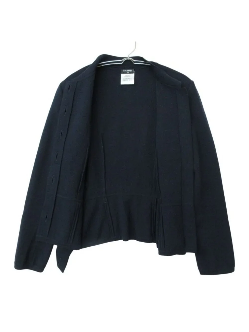 Chanel Cardigan Knit Jacket Elephant Button CC Logo Paris Bombay Metier Dahl